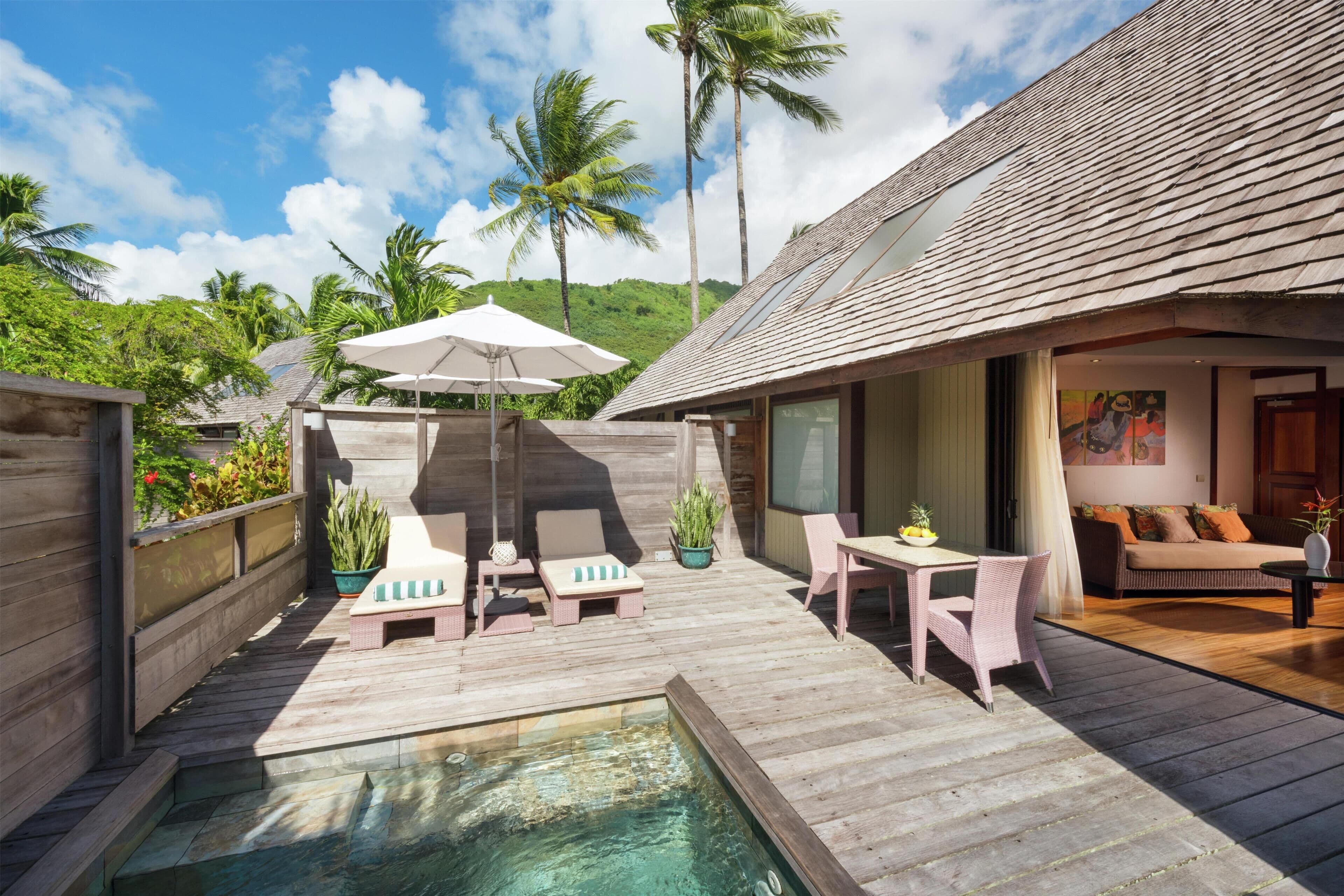 Hilton Moorea Lagoon Resort & Spa — restaurant