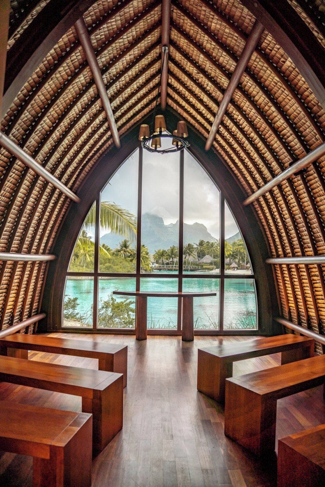 Four Seasons Resort Bora Bora — restaurant