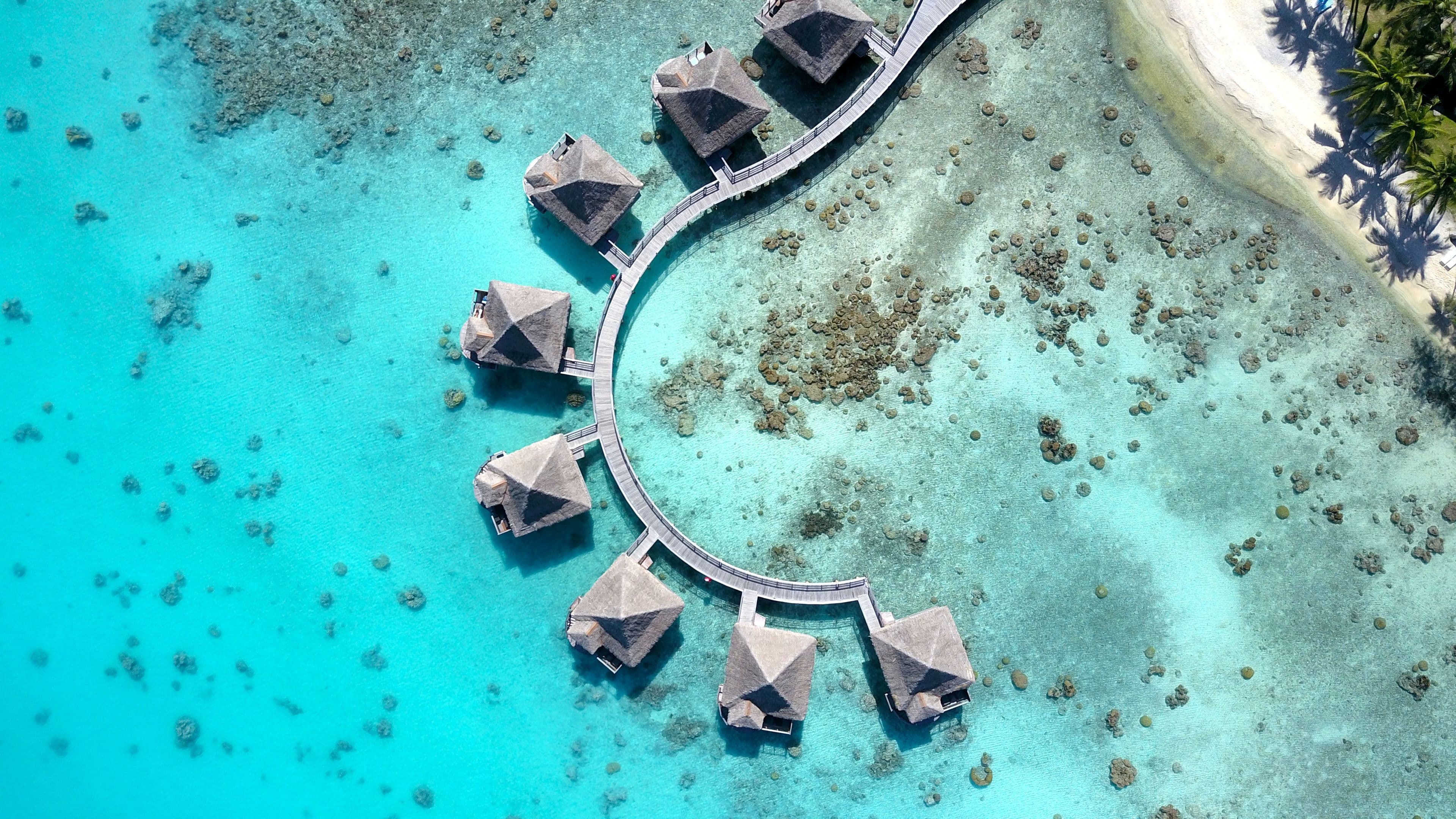 Kia Ora Resort & Spa Rangiroa — strand