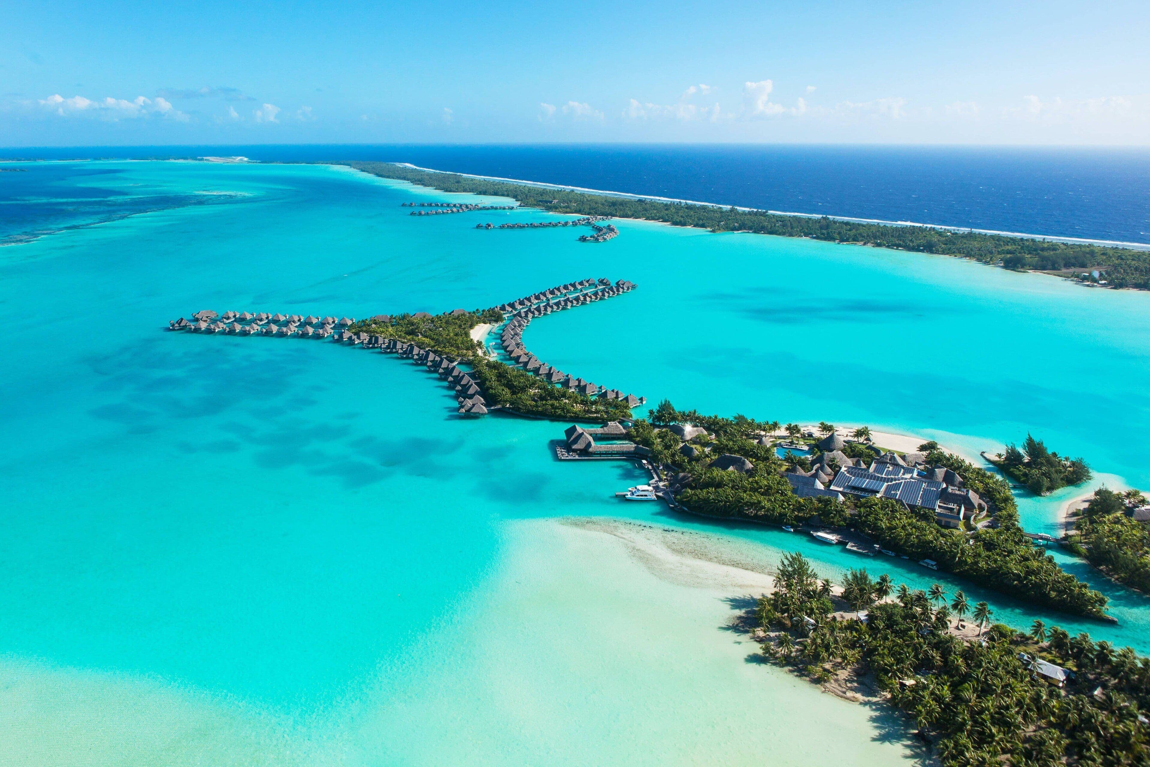 The St. Regis Bora Bora Resort — restaurant